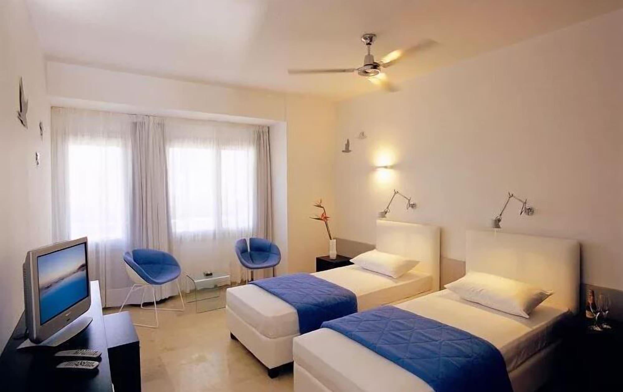 The Majestic Hotel Fira  Luaran gambar