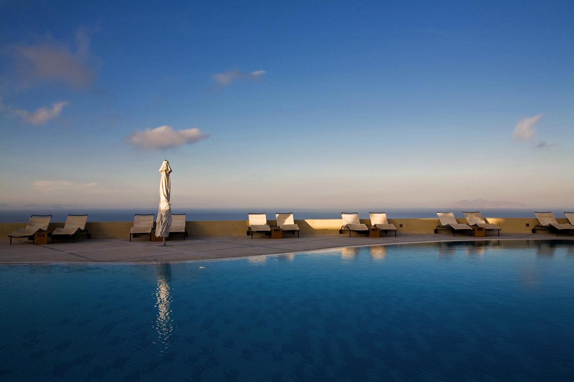 The Majestic Hotel Fira  Luaran gambar